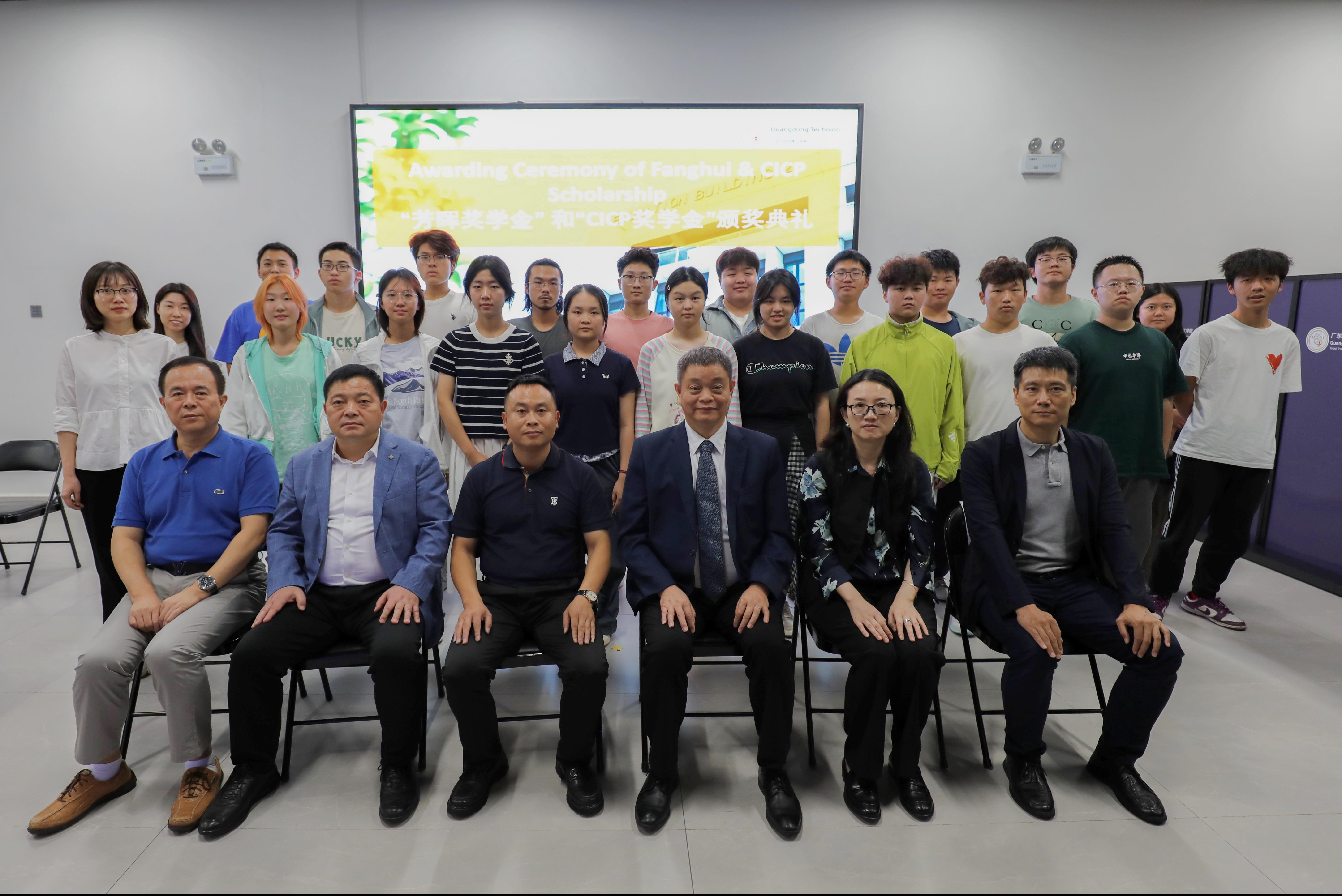 086b113d-f894-4814-829a-45fa56d22550