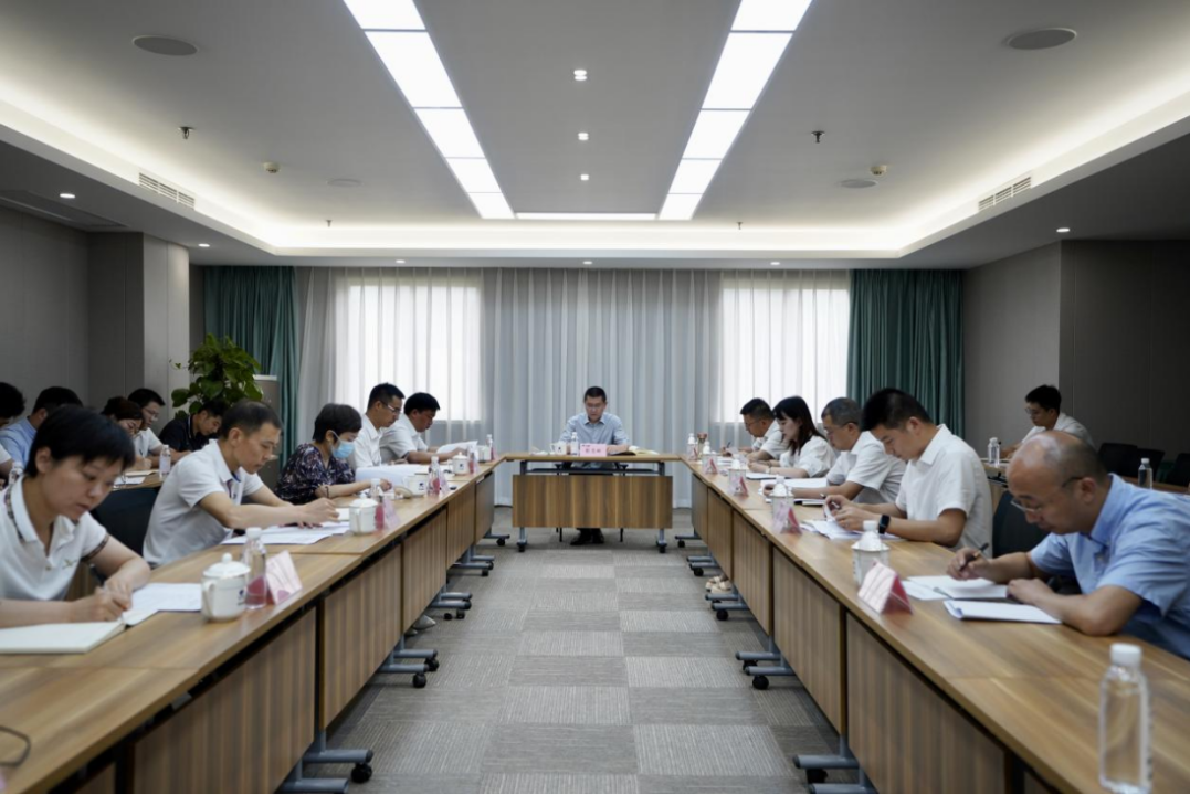 省老哥俱乐部集团召开2023年上半年岁检监察事情会
