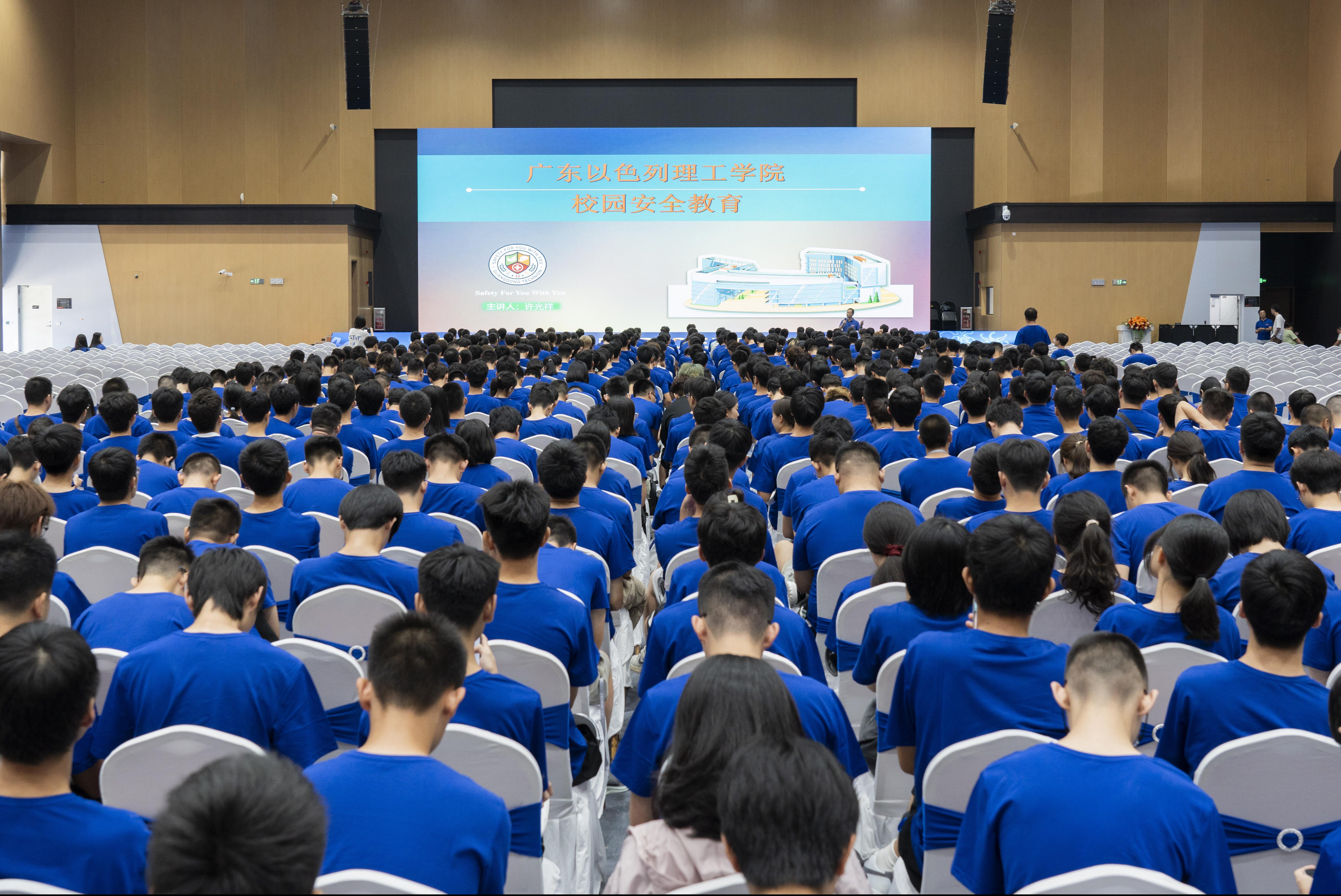 6eb05df7-cd59-43ae-98c5-d273ce1e6f51