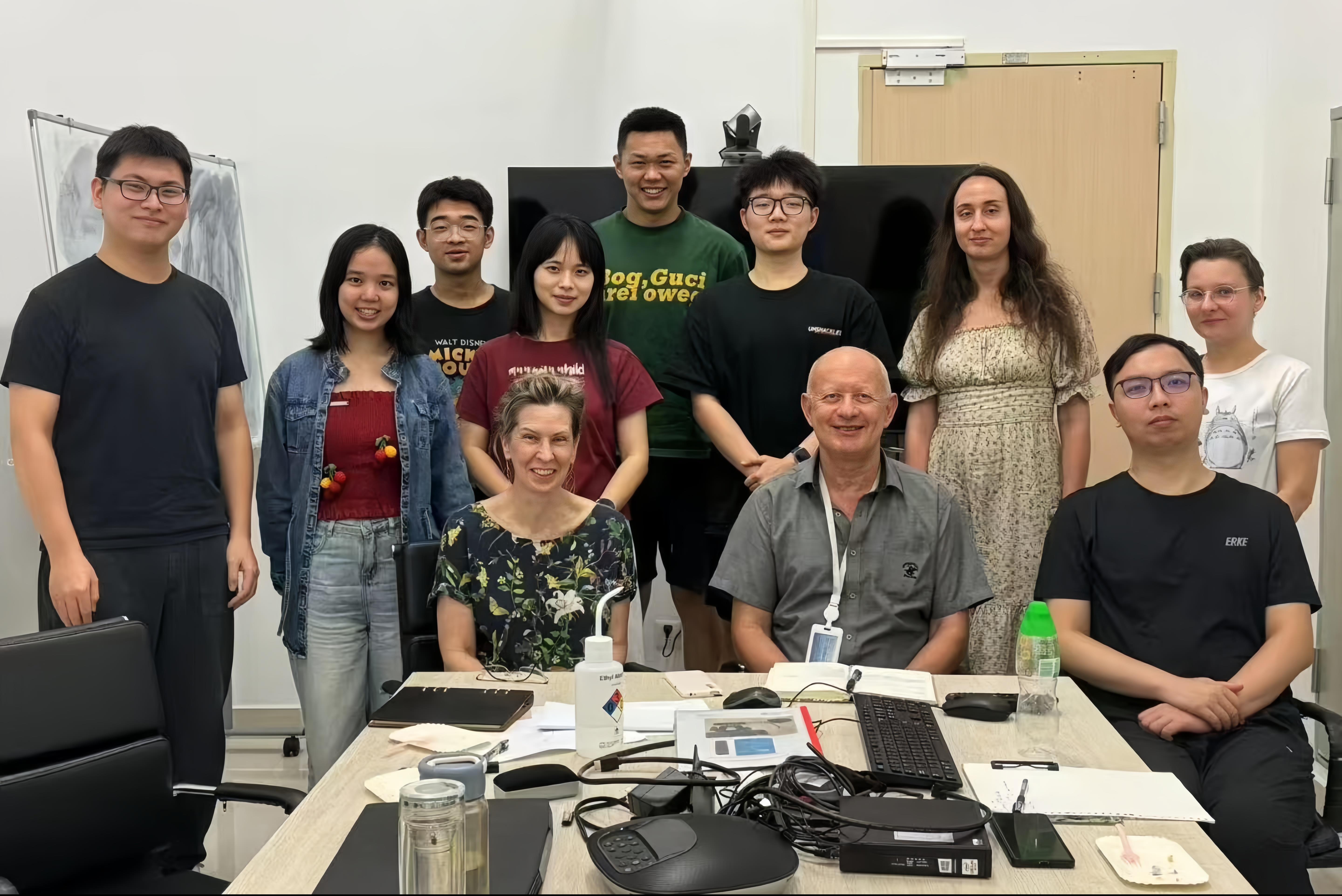 74fe8b26-5425-4386-8d4c-1f8b823675d8