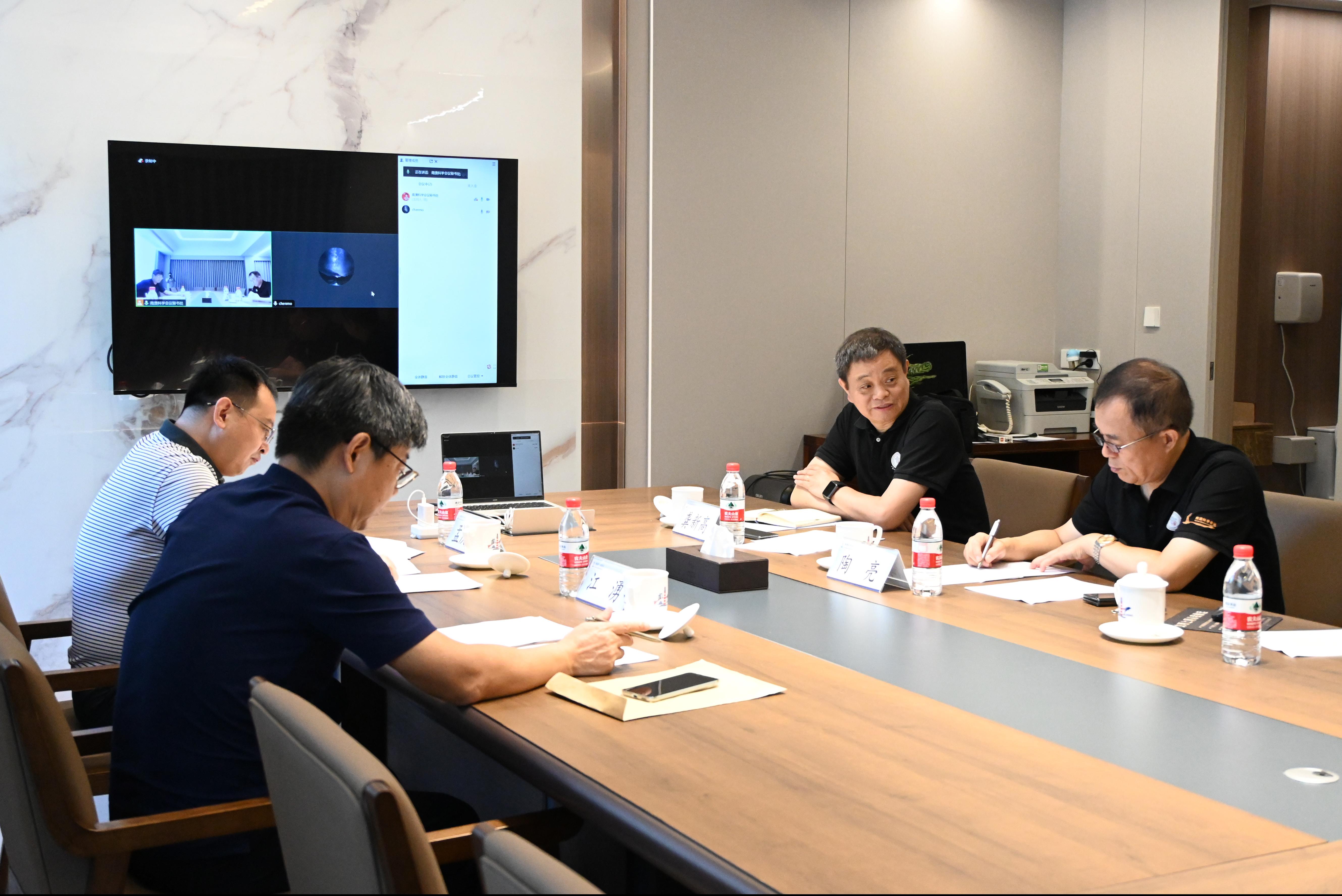 7f43de76-81dc-4b2a-ba9c-d9a104ecea06