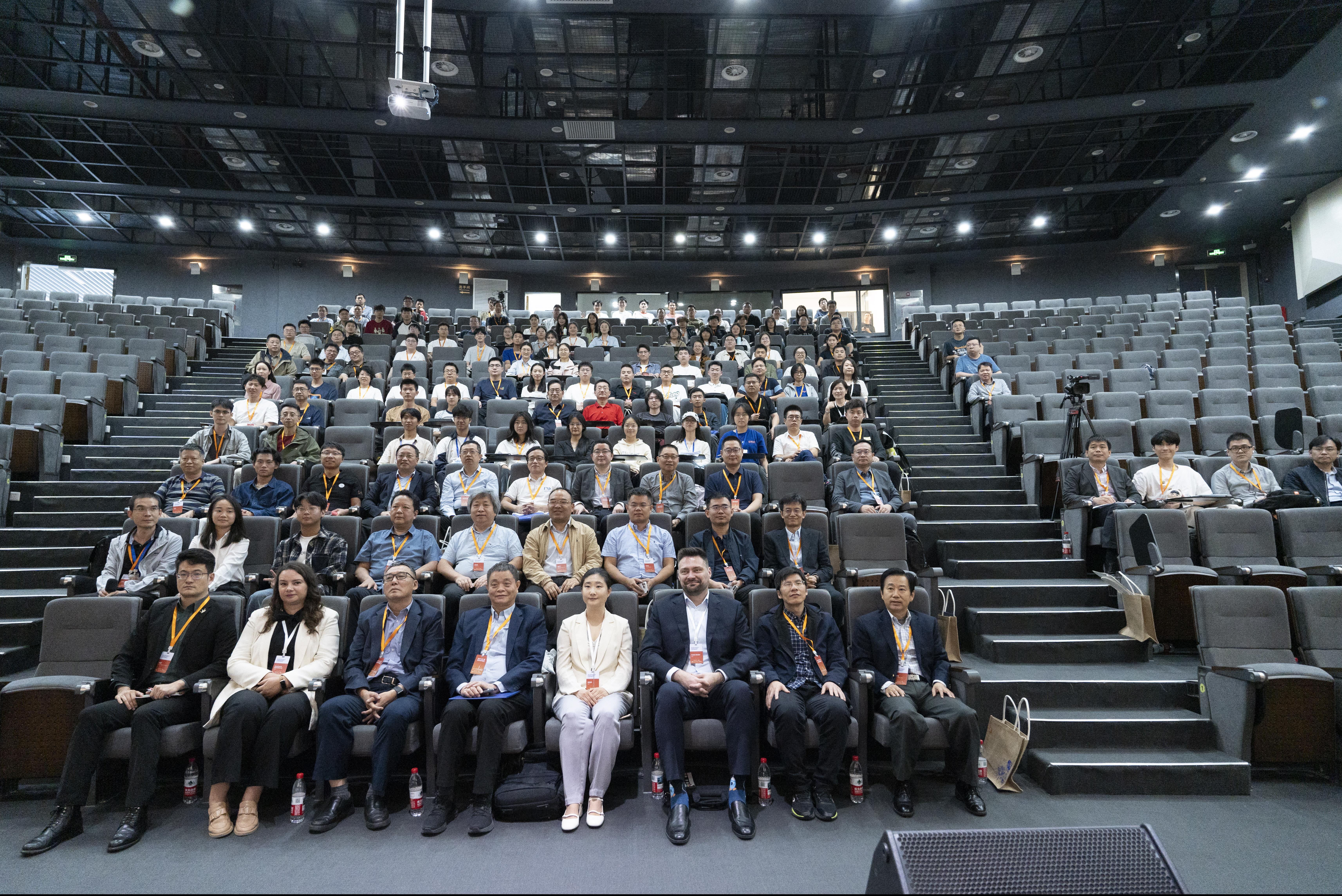 8423ff7e-be18-4895-80eb-6eecd285683f