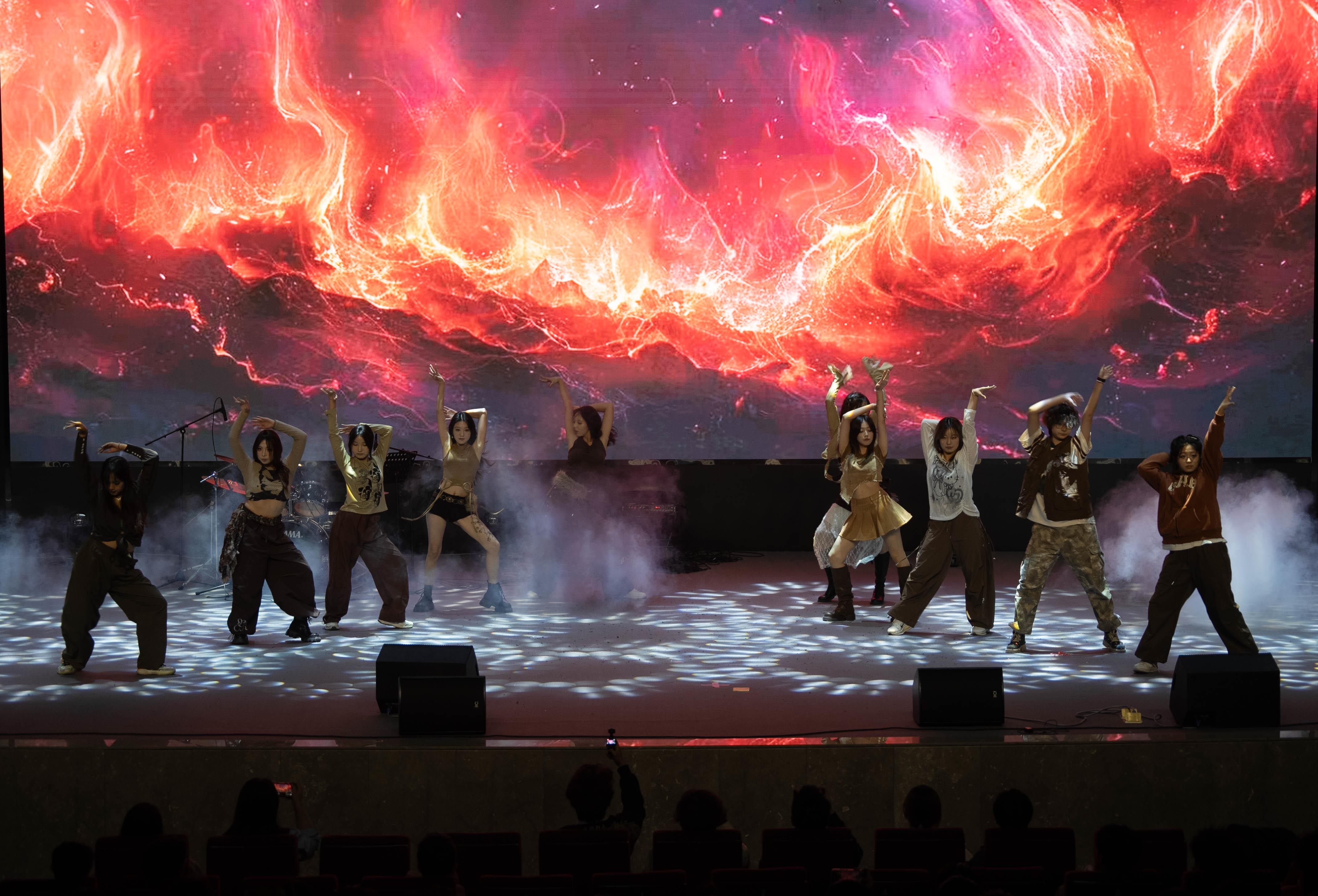 8b30e3c9-a2bd-4728-af22-774330b12f43