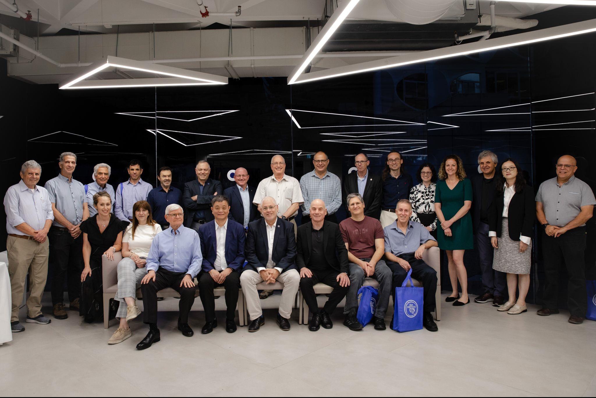 8da35eda-e92b-4298-ac70-b47fc52de34f