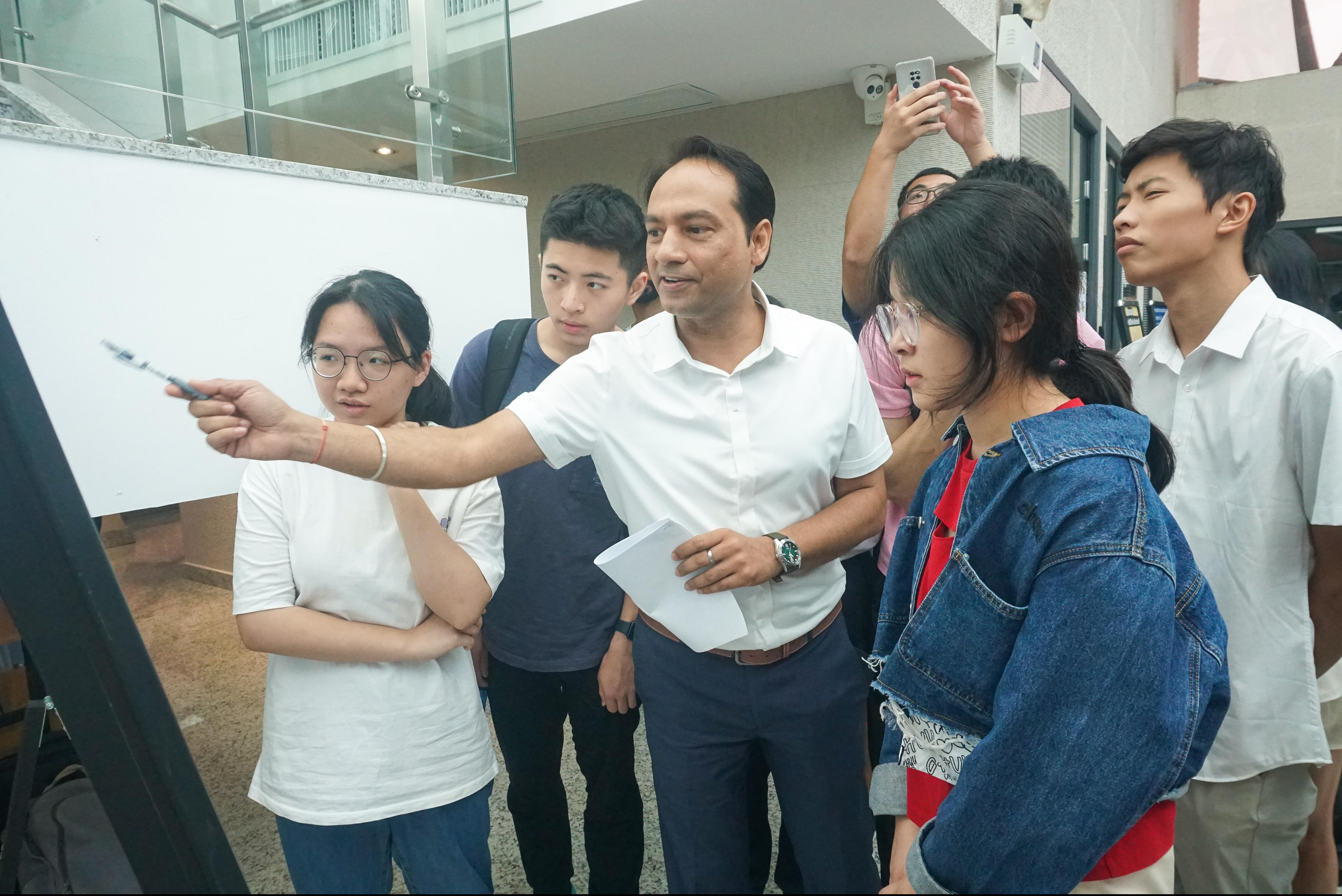 9c3e5c9a-b1ae-479e-bfae-6472e561a5ab