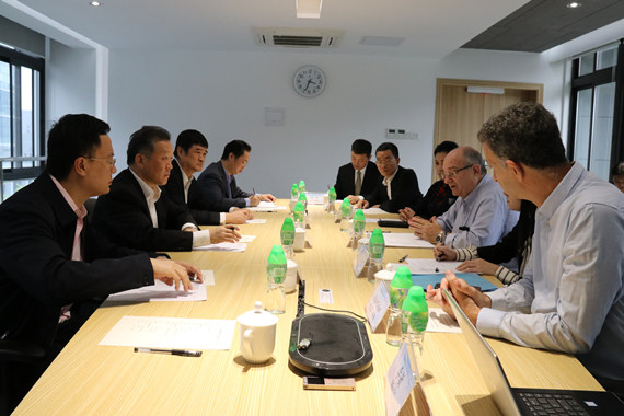 a2b7040a-580f-4a7a-adb2-9e746c55ce1b