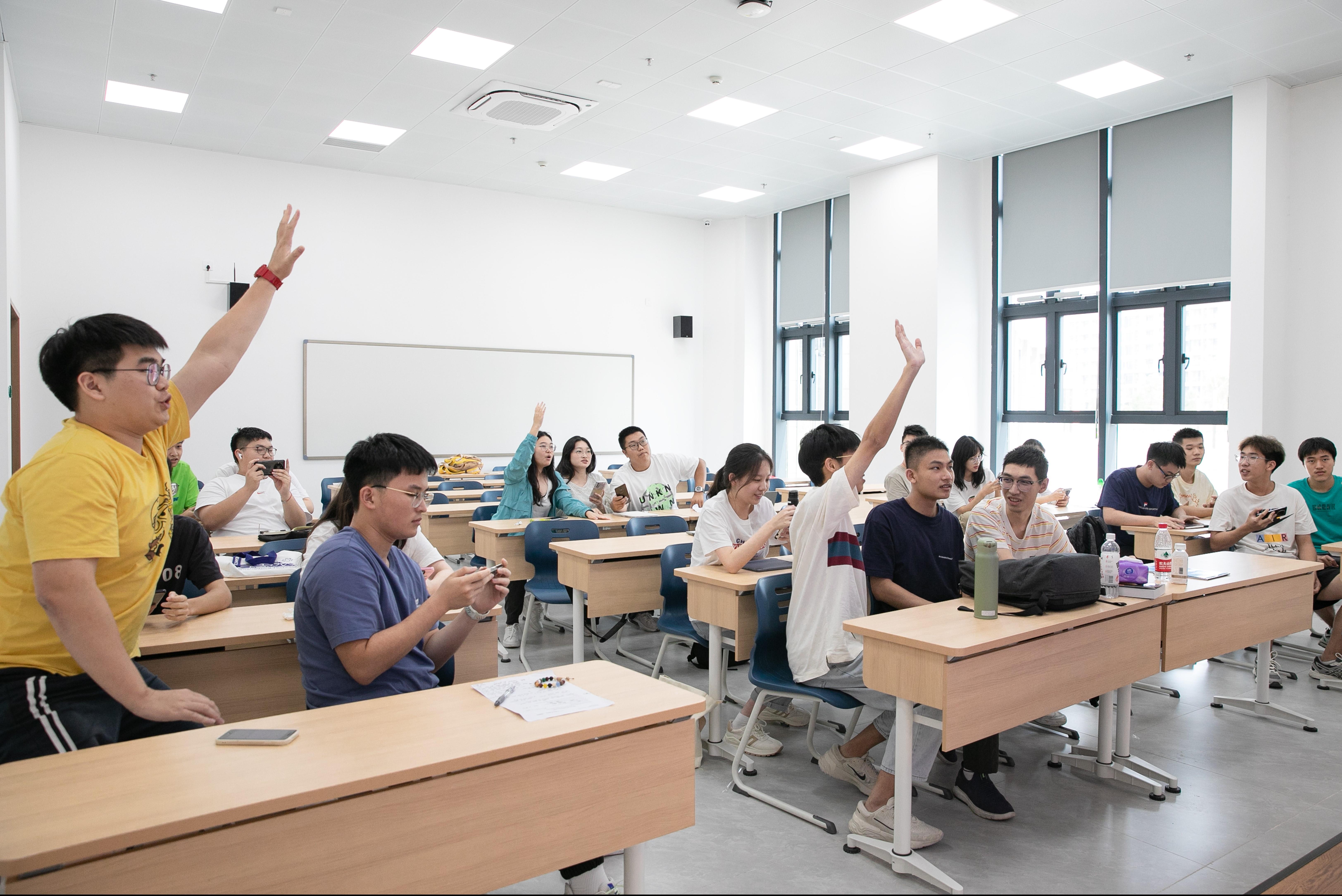 a901a43b-6898-431d-9584-b690710111a0