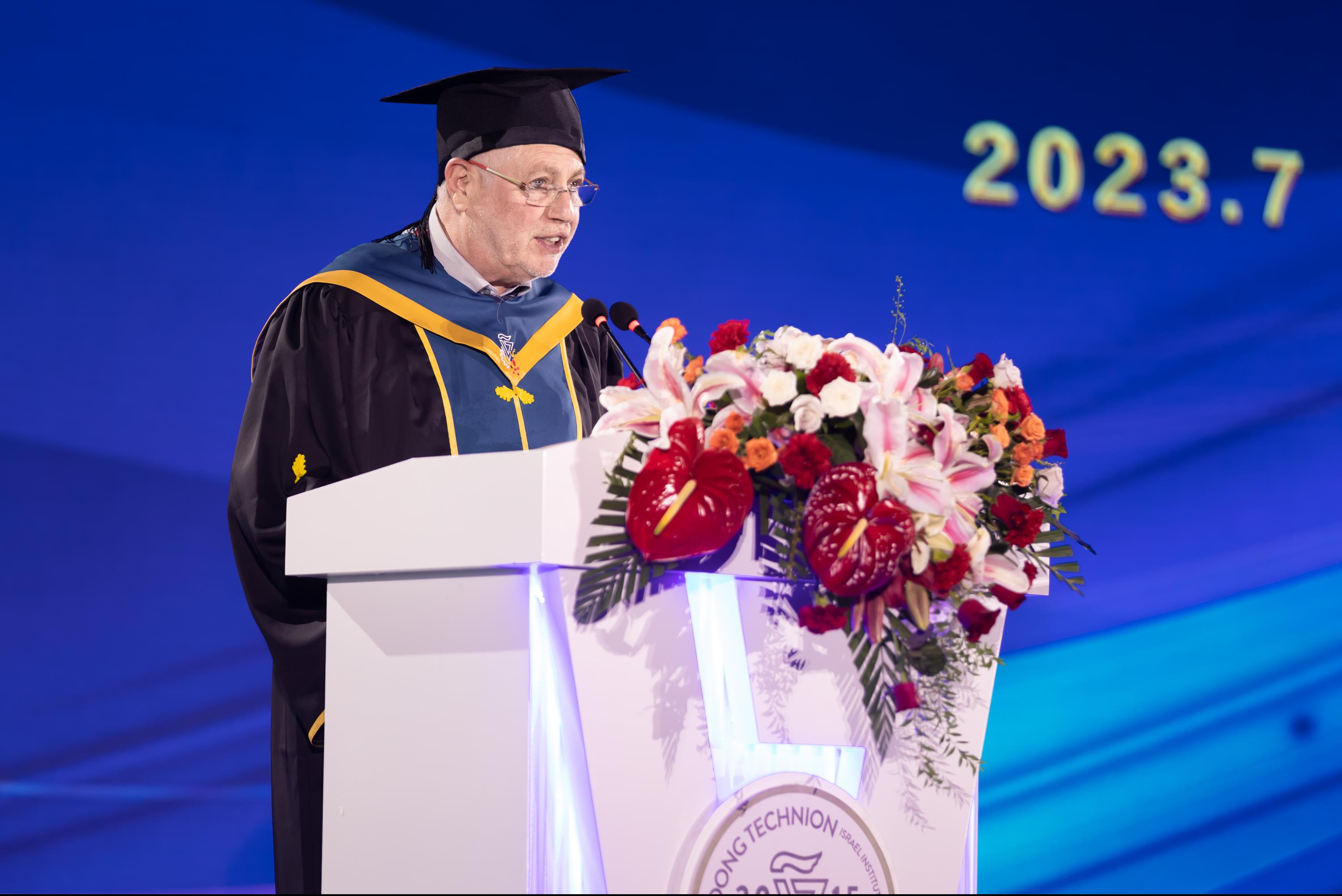 a9d01242-2839-40e9-b7fb-7ef146383913