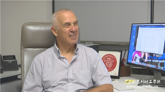 b40d96d1-45e8-4a4b-979c-99e9c36ab779