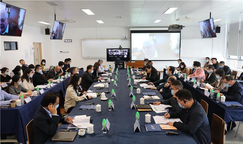 c096f5b6-9db7-489e-8187-377e42069902