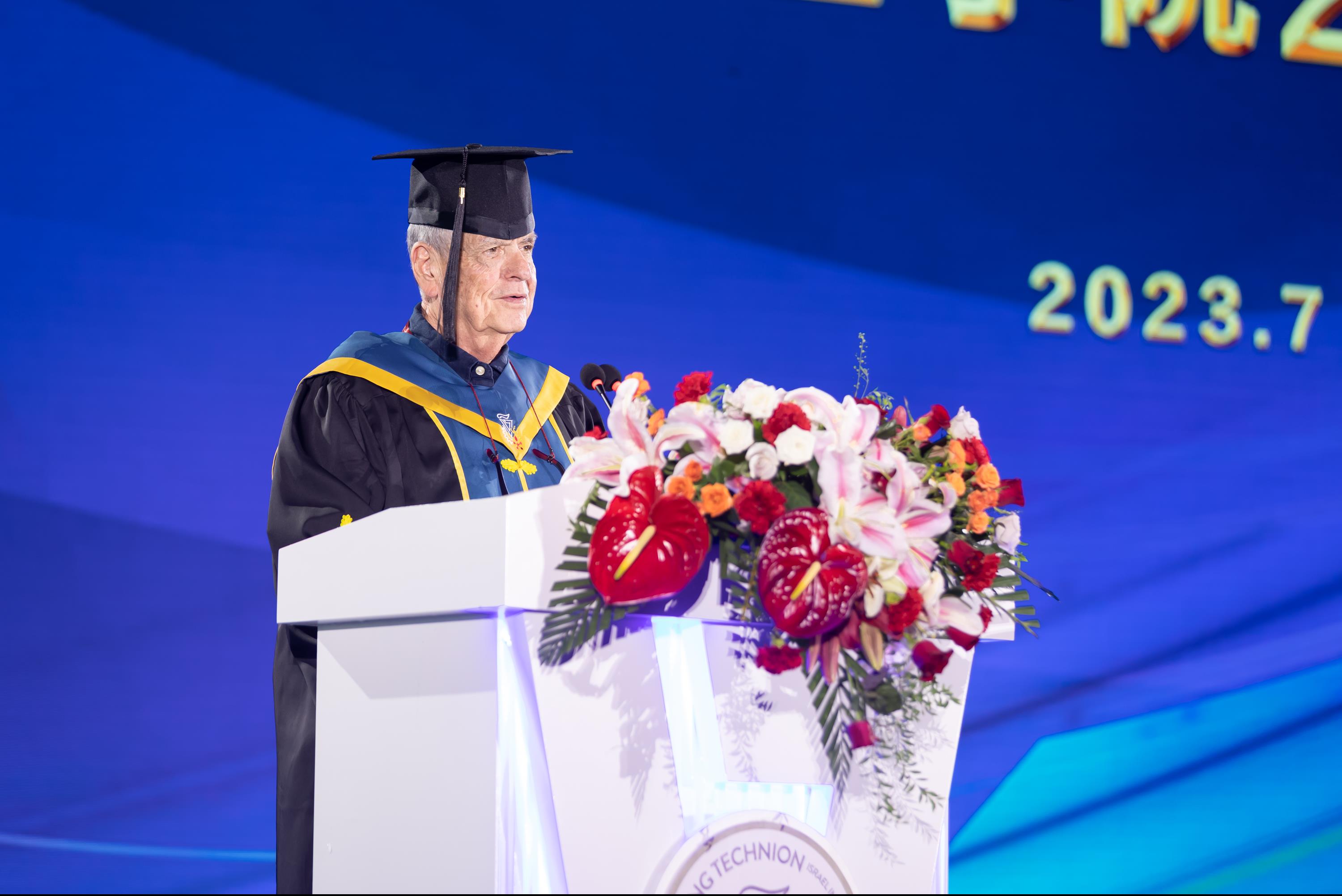 e78716a2-2e3e-4a4d-8d13-7091df2e820f