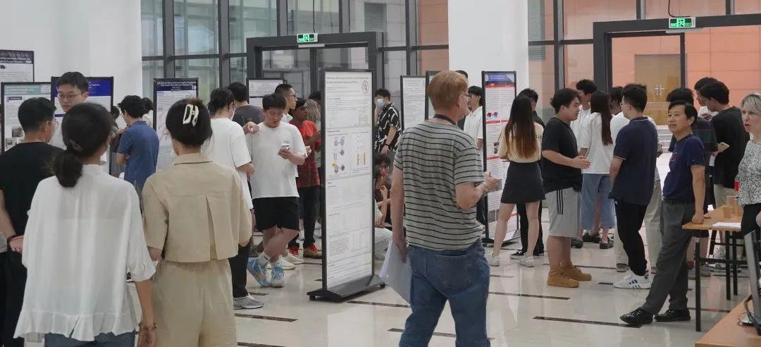 e8448f18-25f5-4535-bc85-e2f1edff4f61