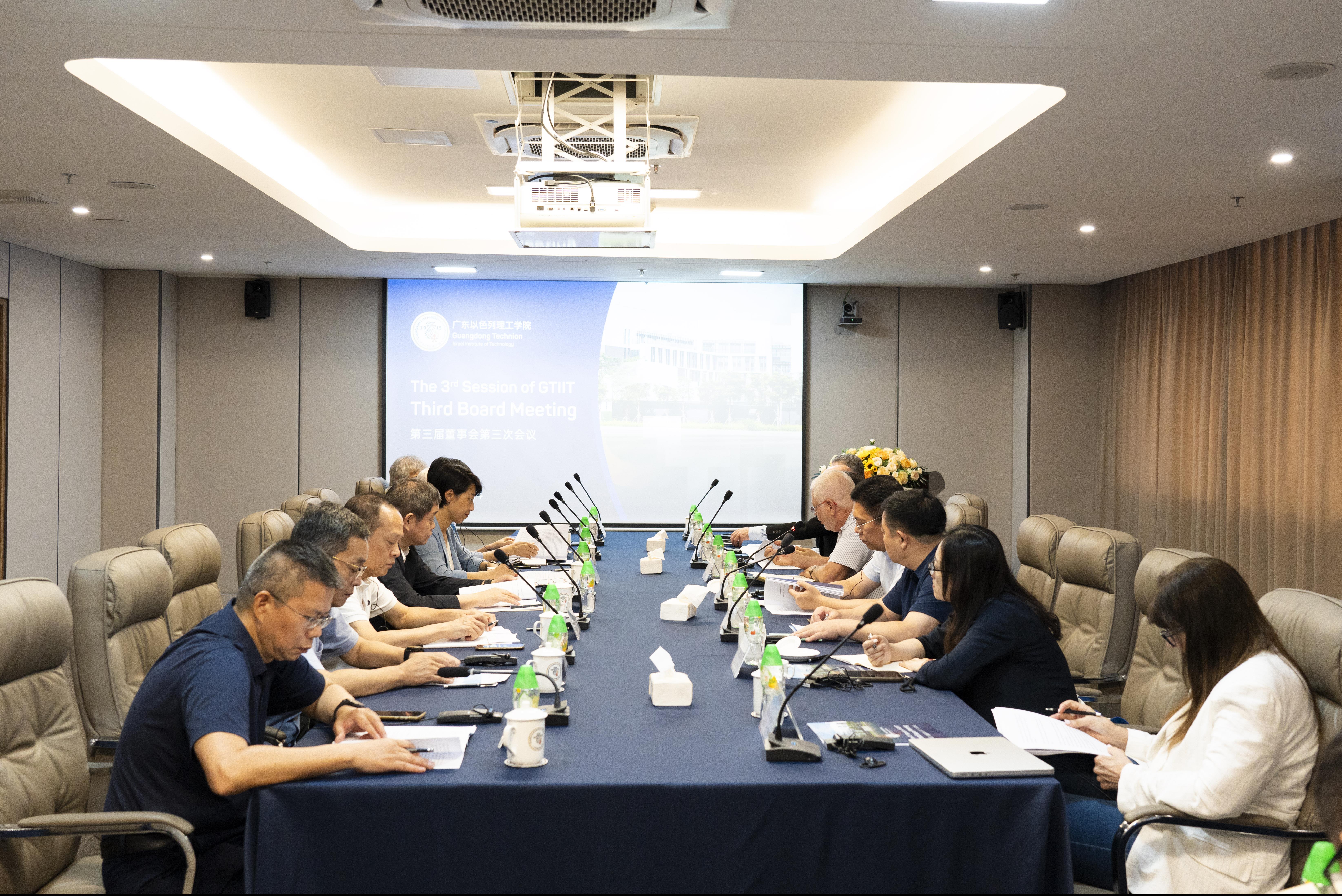 fb882127-e840-4a28-9626-fd222f931e10