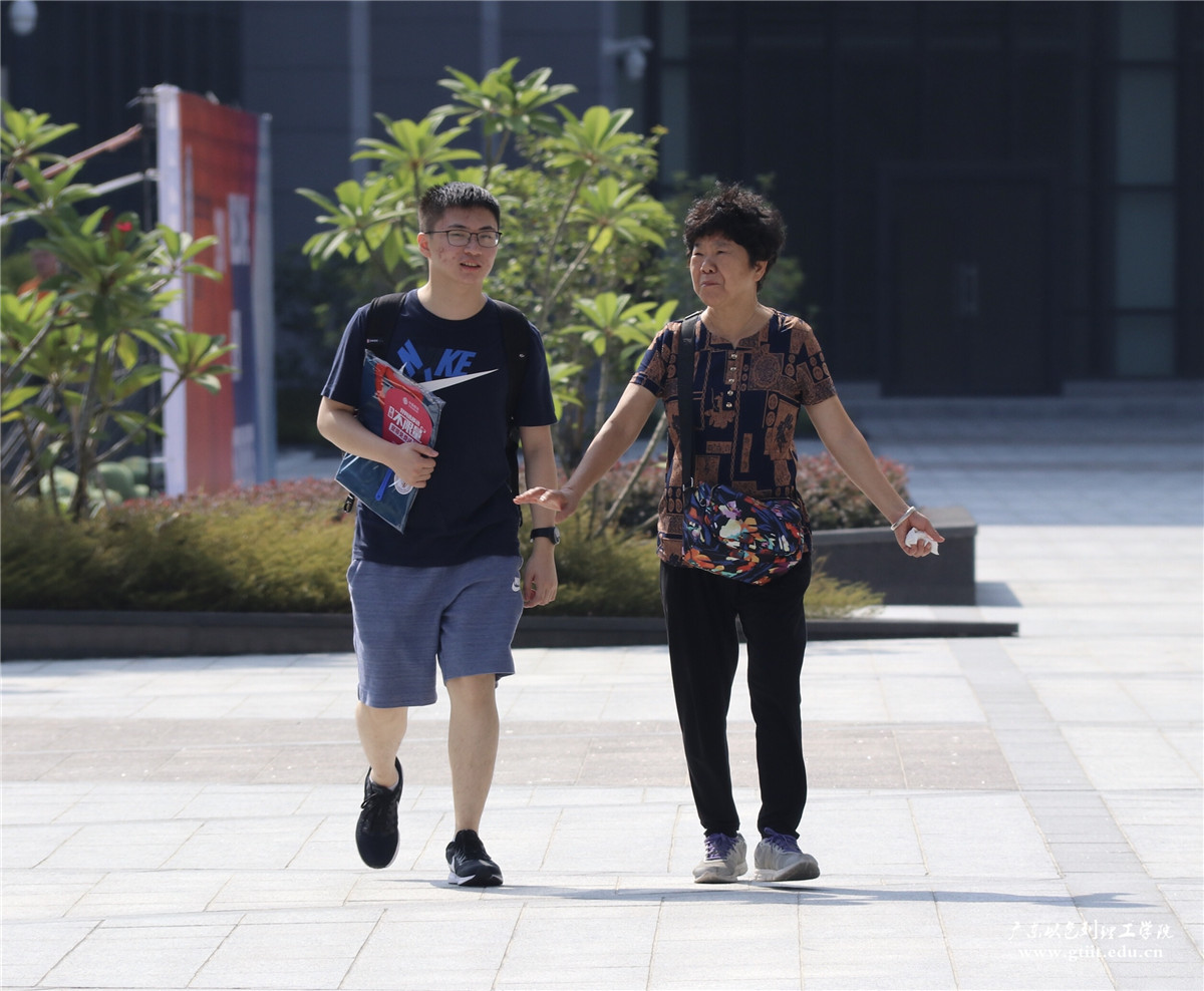 WeChat Image_20180814171029.jpg WeChat Image_20180814171029.jpg