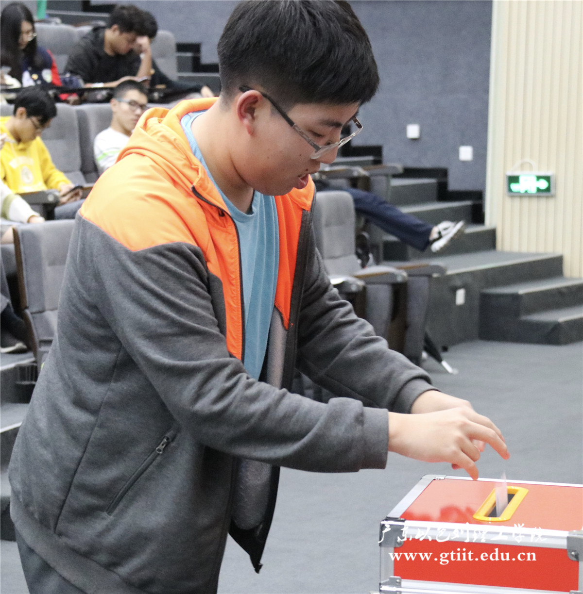 WeChat Image_20181224092122.jpg