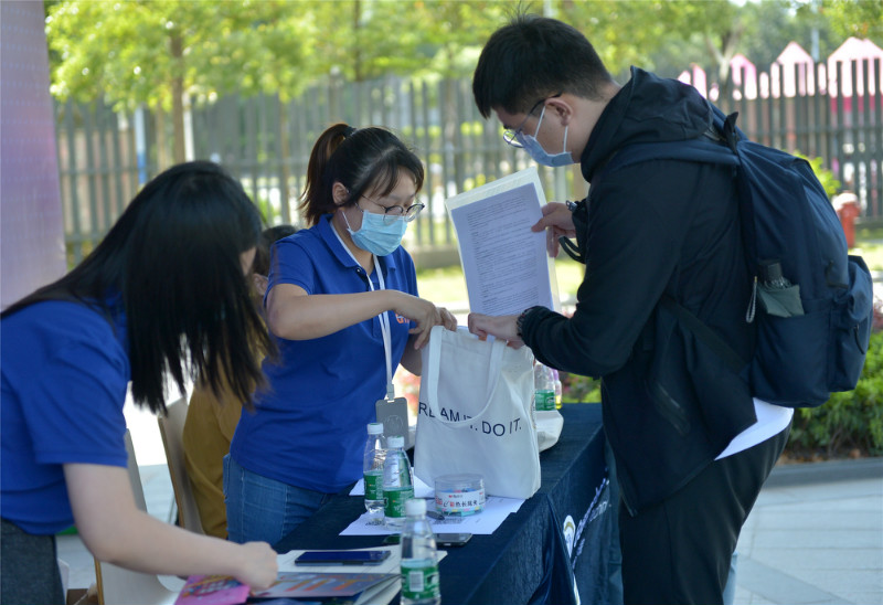 DSC_0690.jpg DSC_0690.jpg