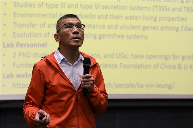 6374857525197044497878211