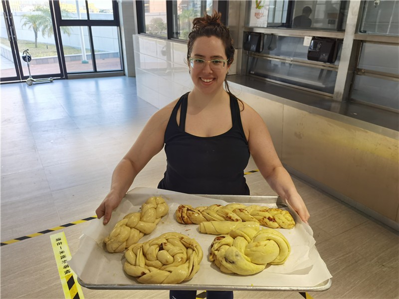 6374926834361112327344836