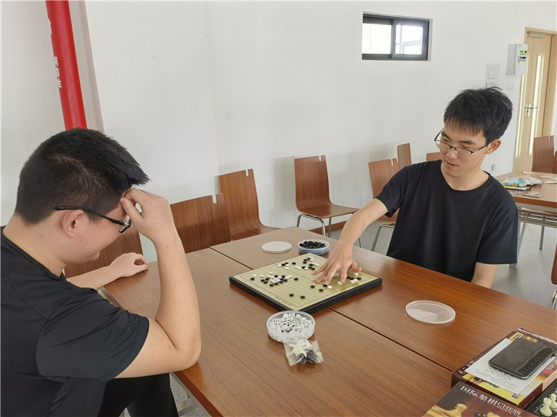 6374926834376113181387112