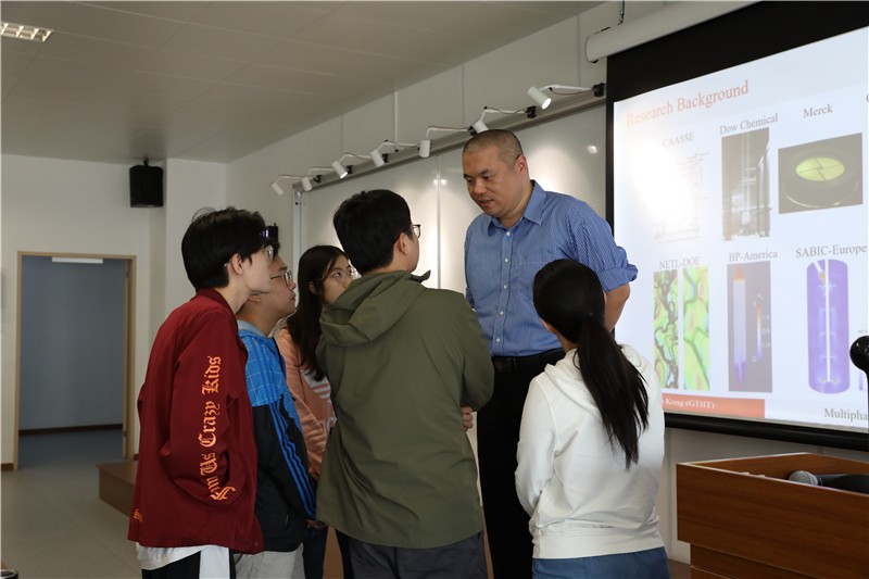 6375045233151169132988984