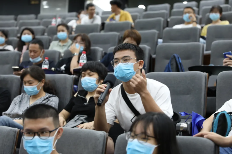 6375988676850162447628968