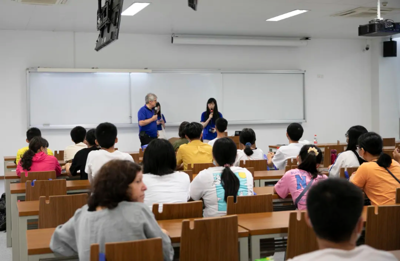 6375988677120064866588350