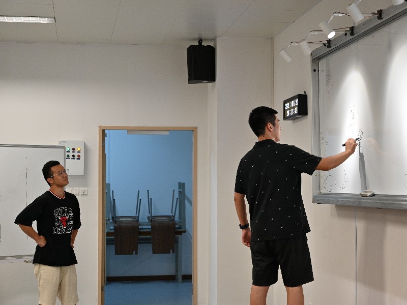 6376669666063939498506363