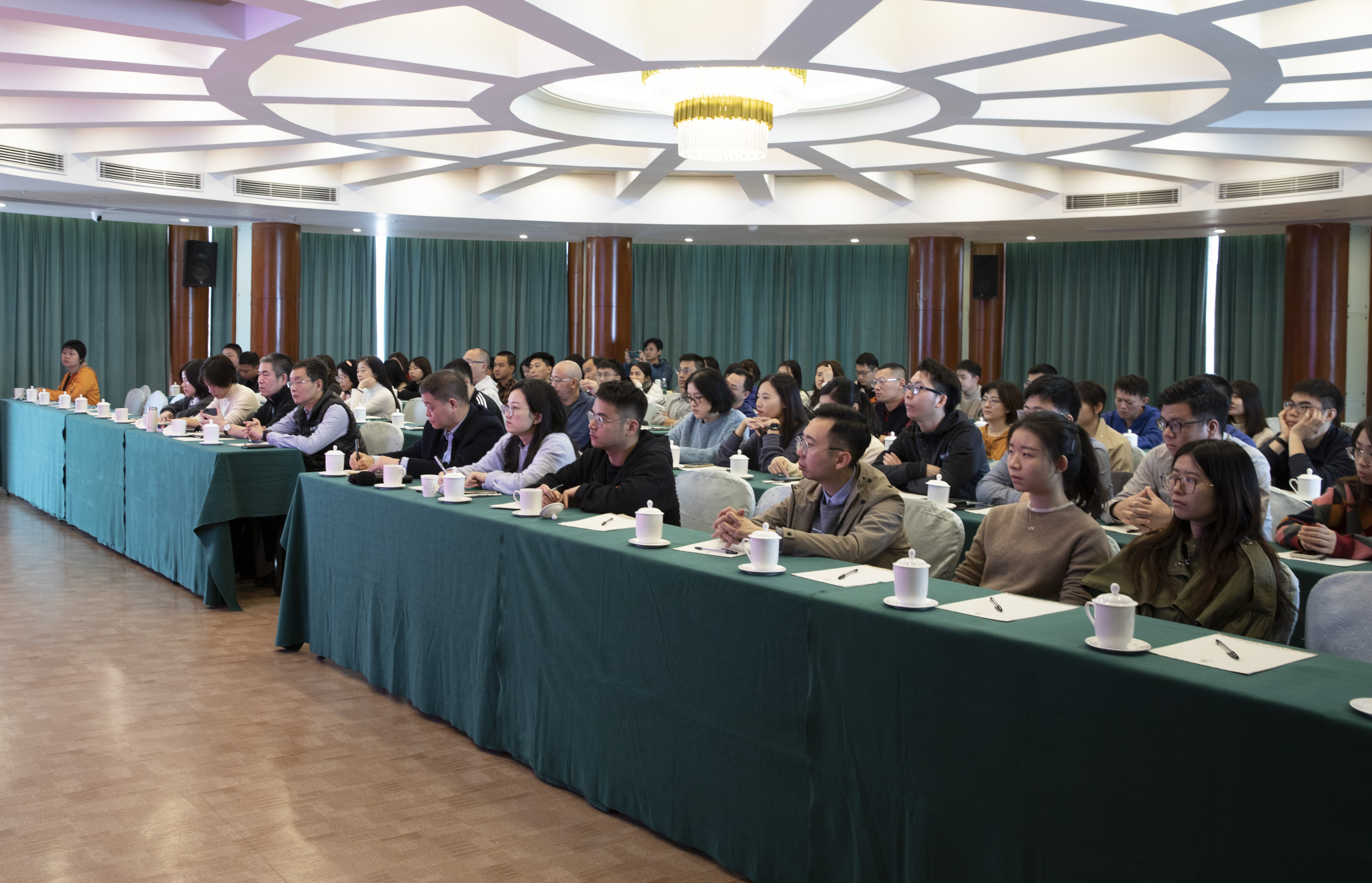 会场1.jpg 会场1.jpg