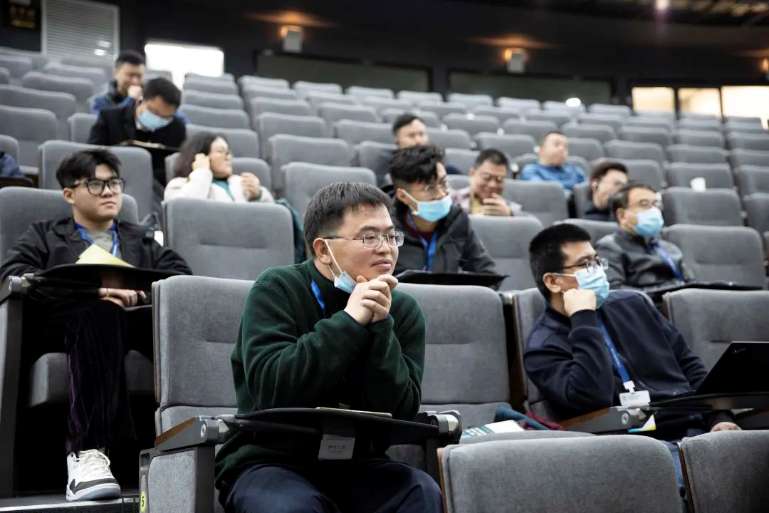 6377768383523355487944676 6377768383523355487944676