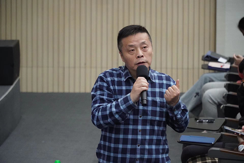 6377818092226827212296587 6377818092226827212296587