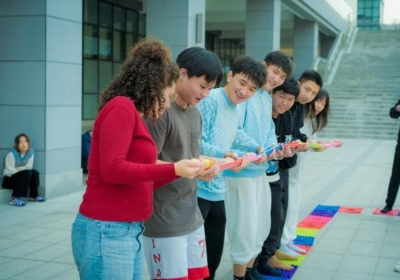 6378018615306541738166075