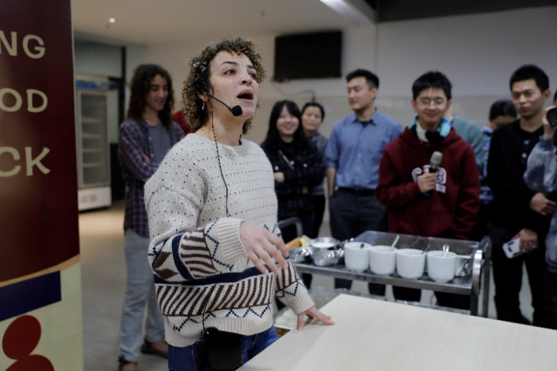 6378018750338243225405583 6378018750338243225405583