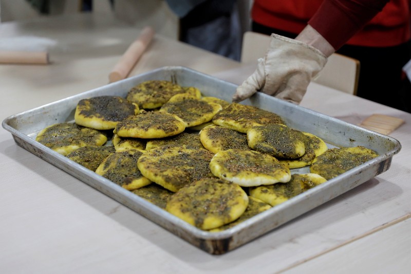 6378018750347626836377399 6378018750347626836377399