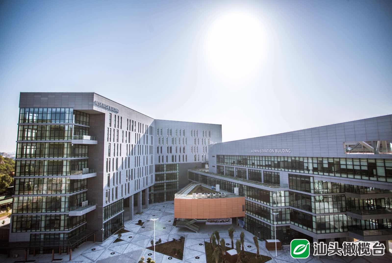 6378302179898877151034963