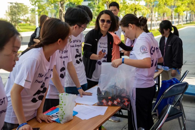 6378647766879623724497659