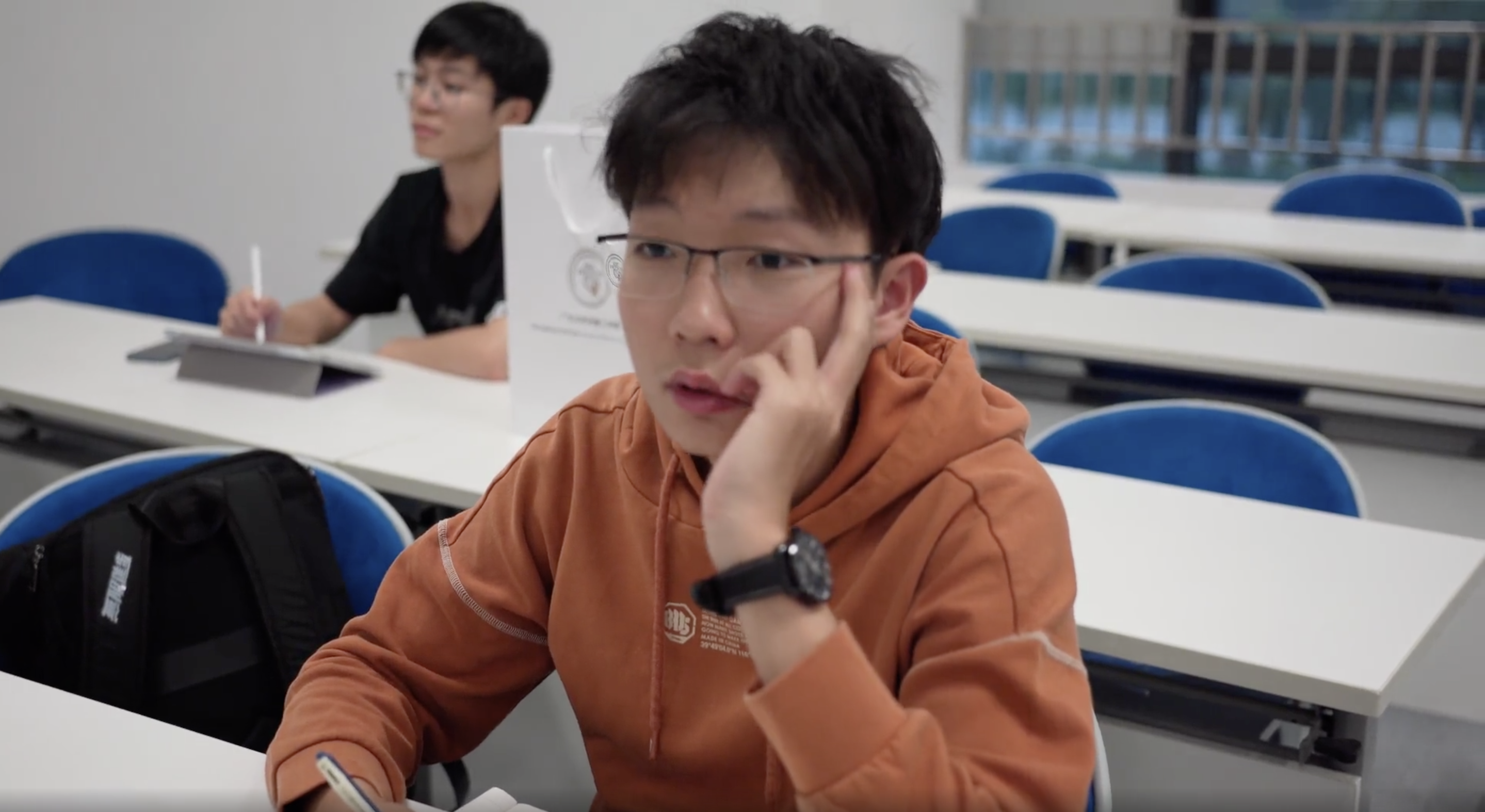 6378649354303735033318910 6378649354303735033318910