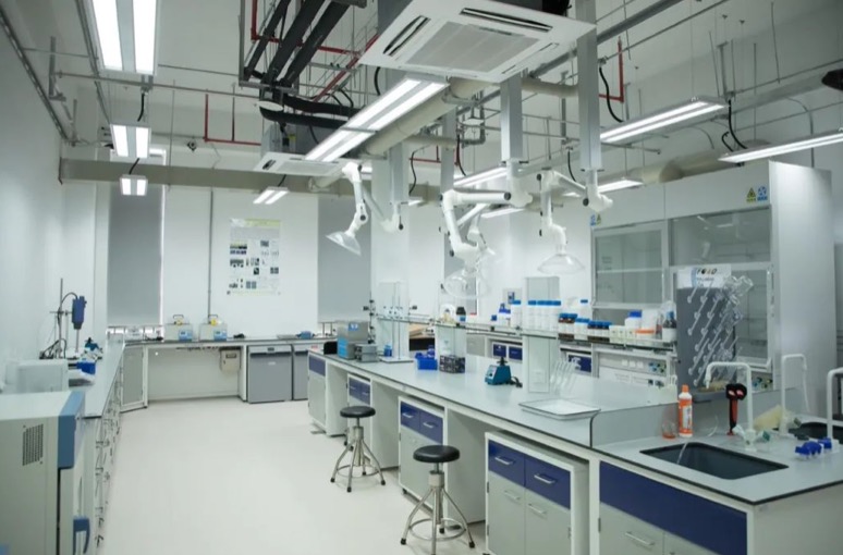 6378768736329108837120277 6378768736329108837120277