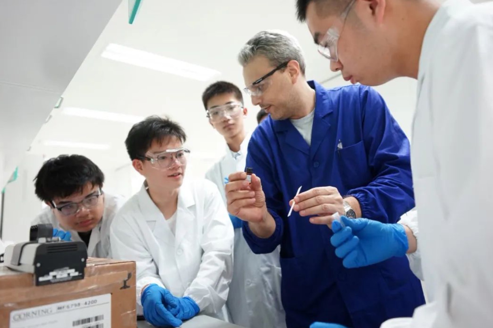 6378768736375983916963026 6378768736375983916963026