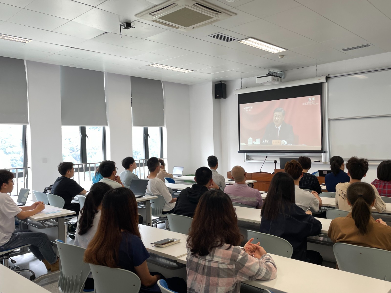 4e075a7ca54e148483db6a07322d038.jpg 4e075a7ca54e148483db6a07322d038.jpg