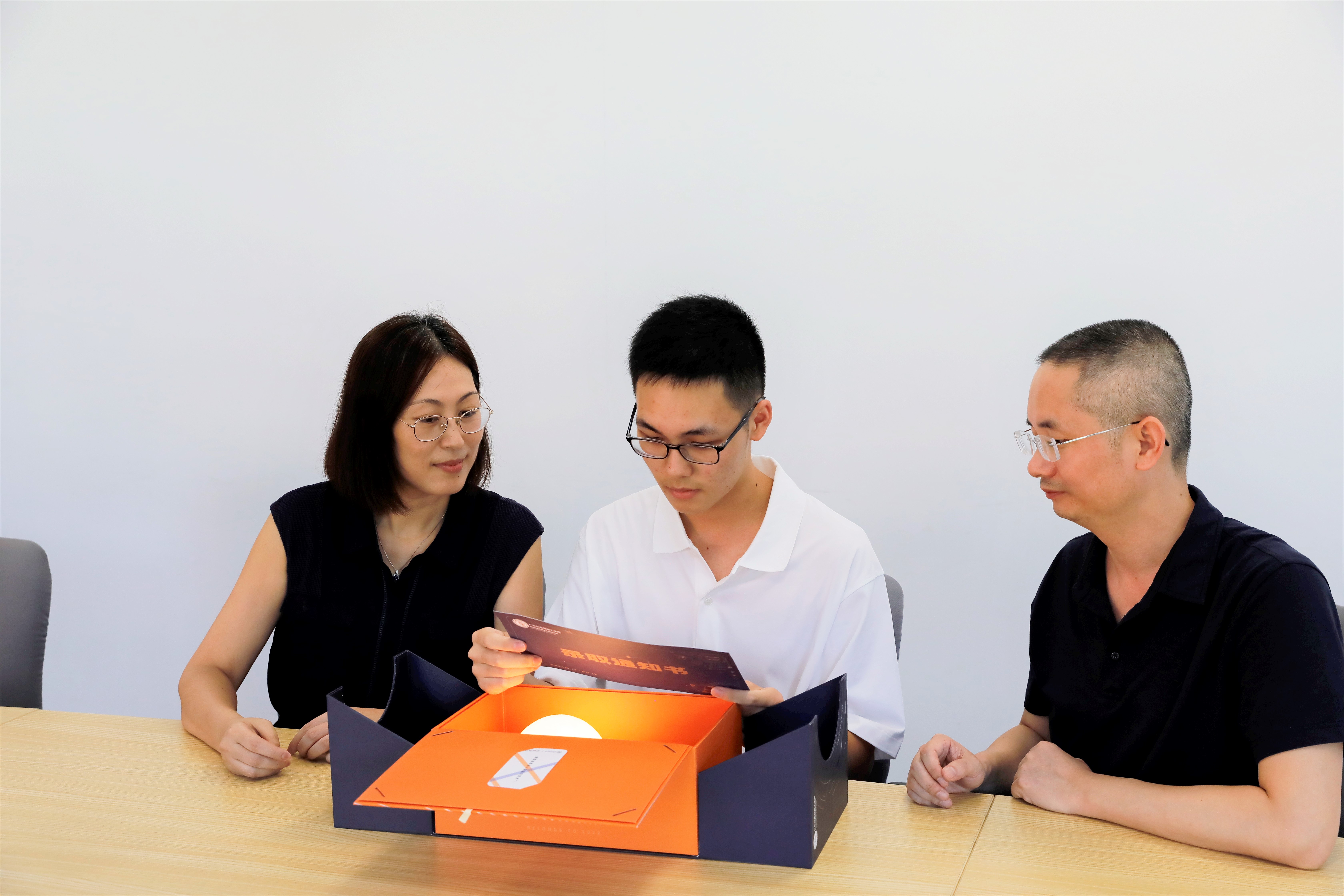 _16A6884.jpg _16A6884.jpg