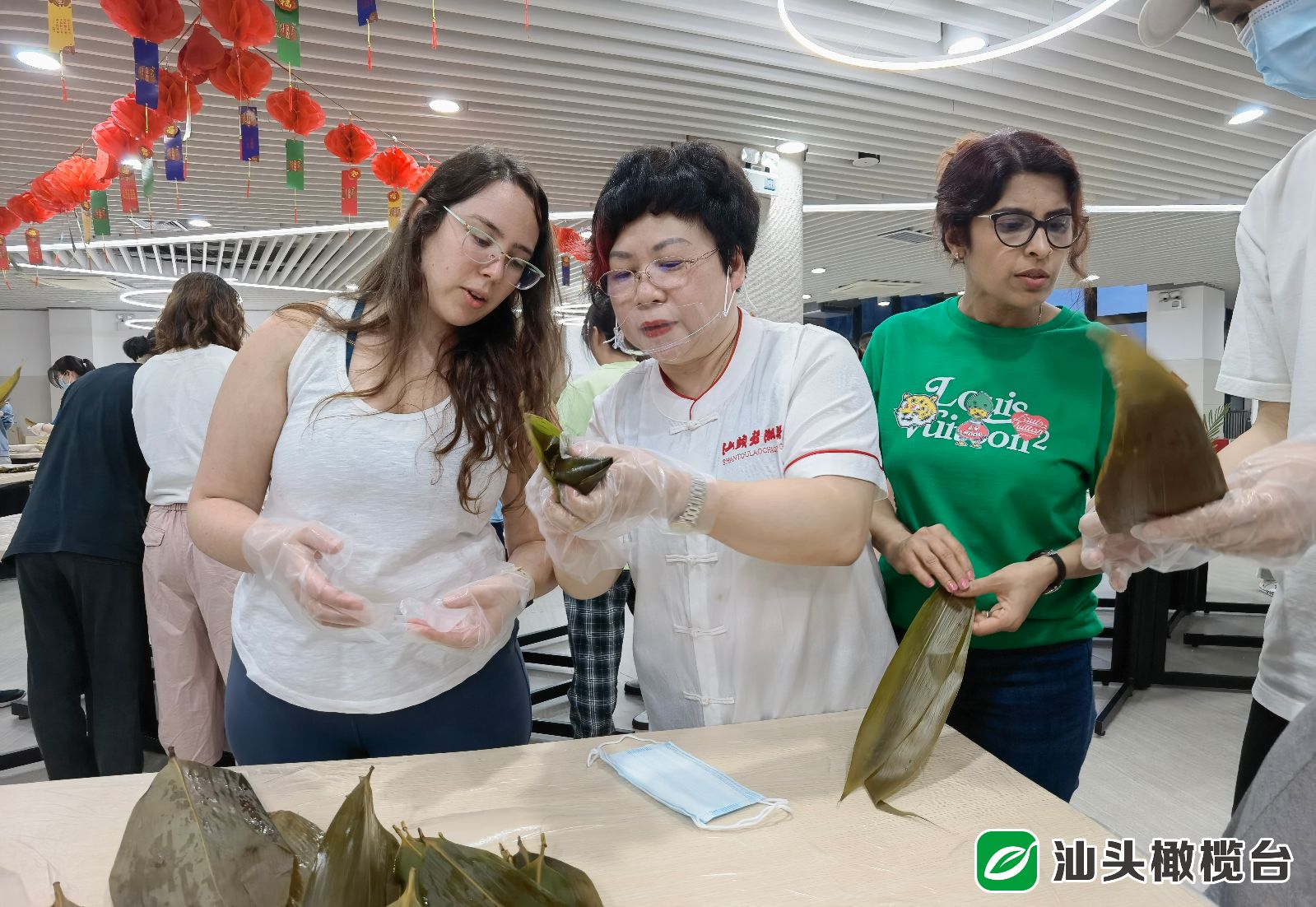 6379580765119132988339311