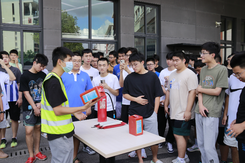 _MG_8102.jpg _MG_8102.jpg