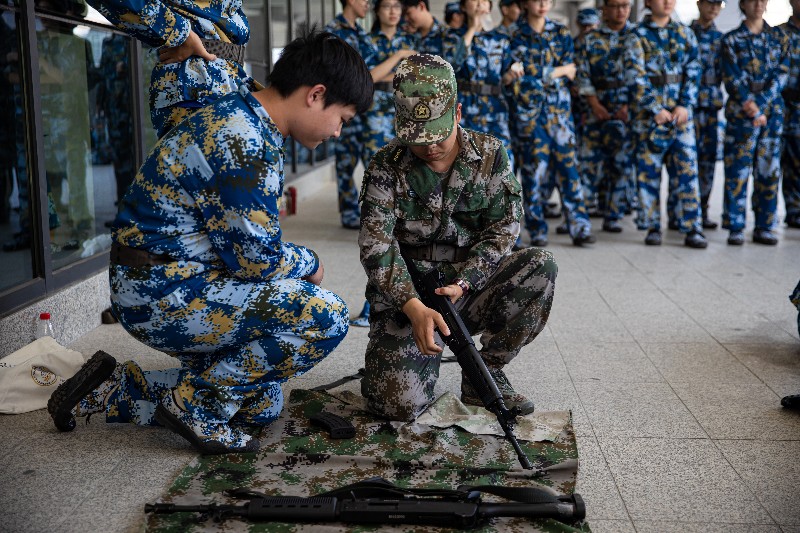 6380118759423850851259413