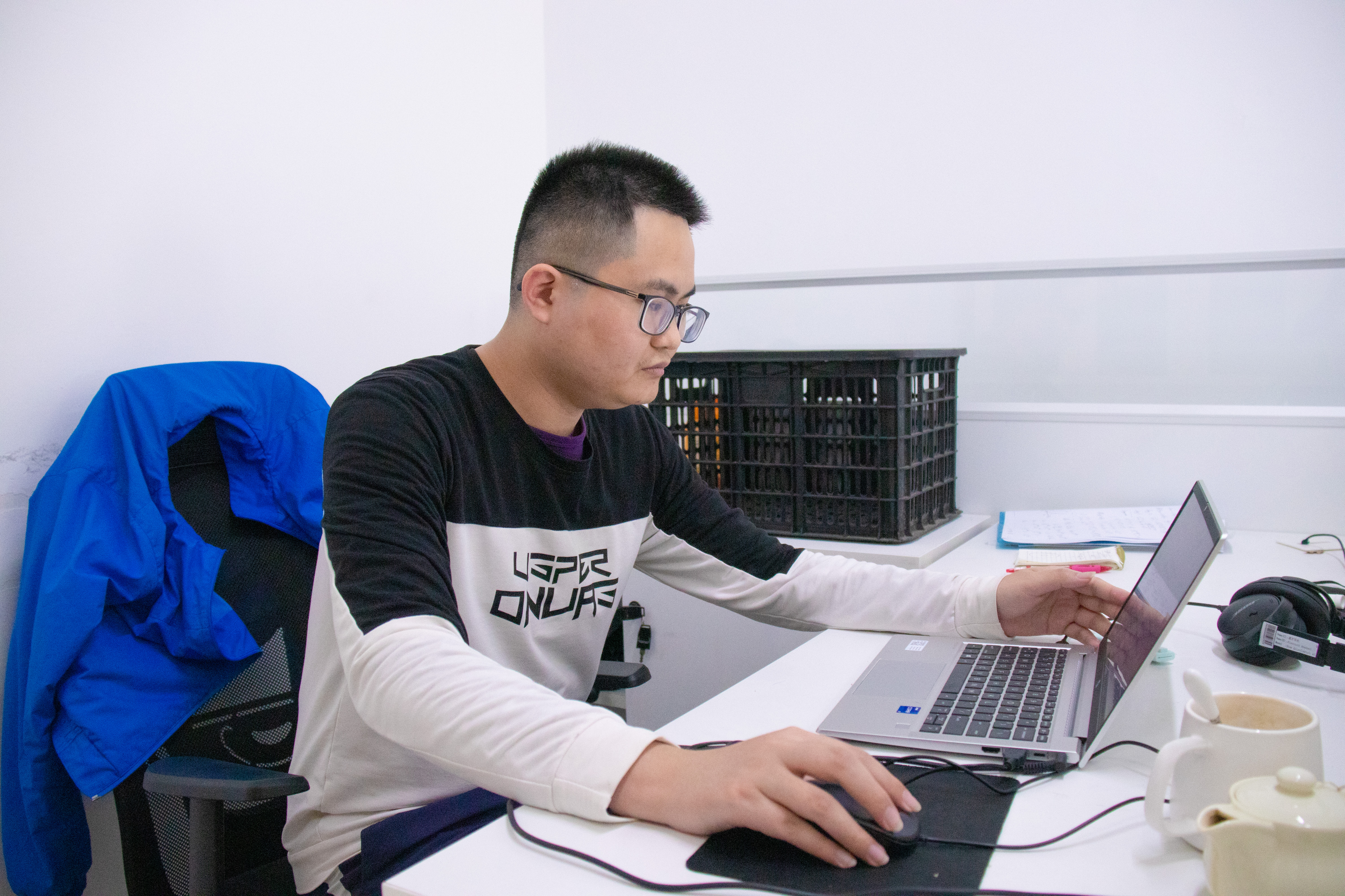 Linhong2.jpg Linhong2.jpg