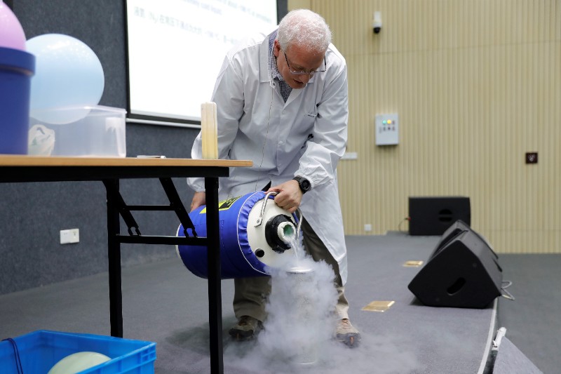 6381490341650248212883285