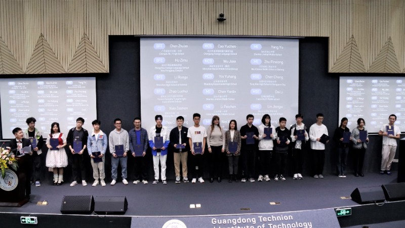 6381881823395818995894736 6381881823395818995894736