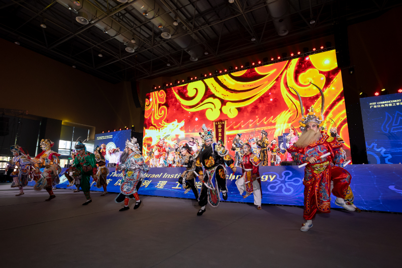 CR6_1154.jpg CR6_1154.jpg