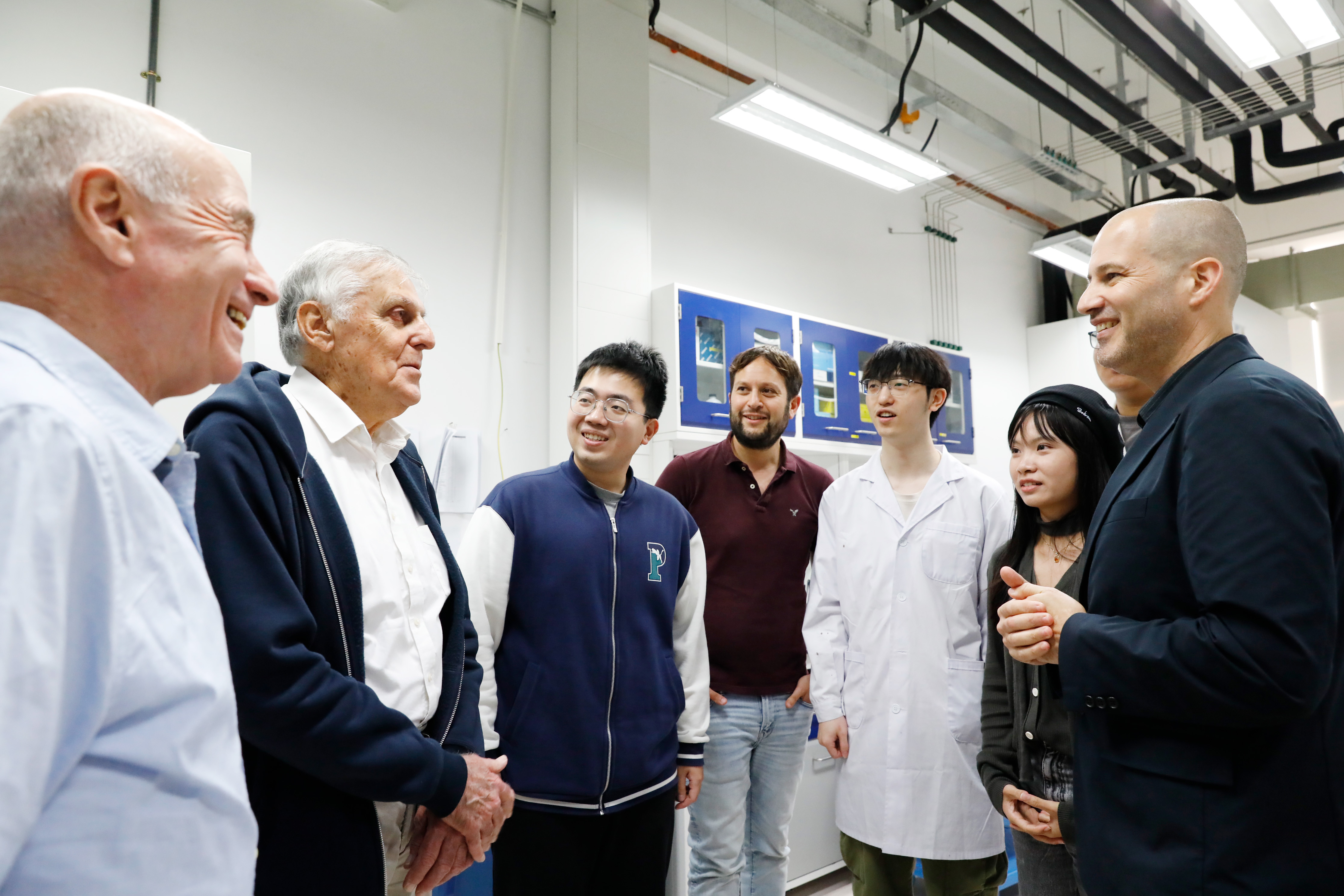 _16A0096.jpg _16A0096.jpg