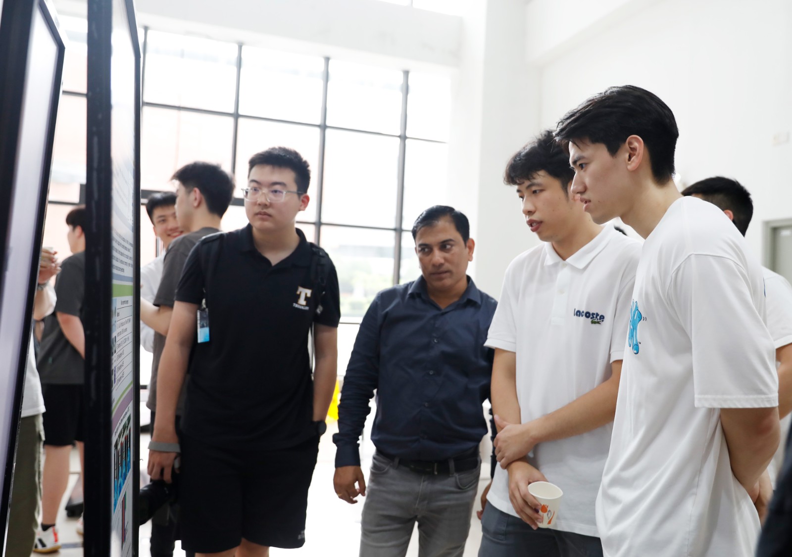 _16A8946.jpg _16A8946.jpg