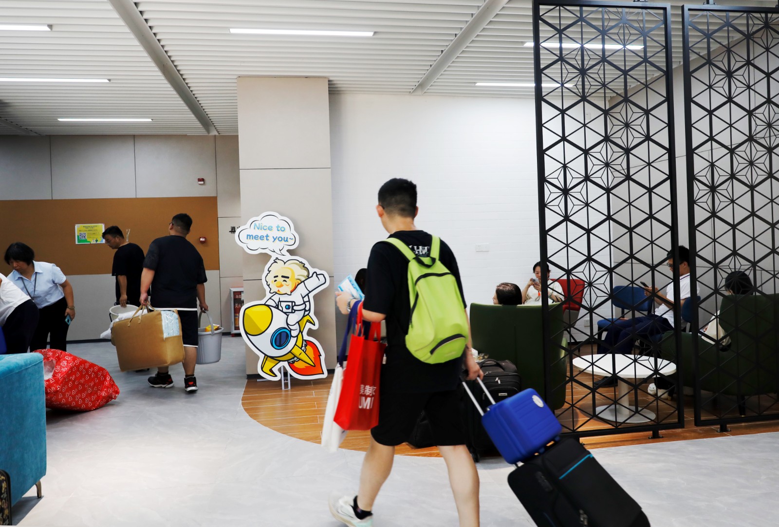 _16A0207.jpg _16A0207.jpg